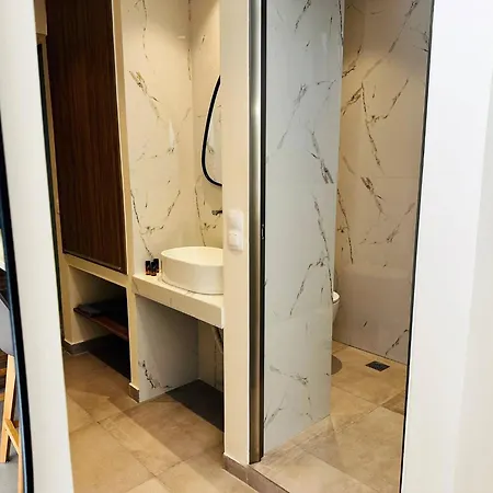 Matina At The Heart Of Old Town 1bd, Sleeps 4 Apartman Hriszí Aktí Haniá