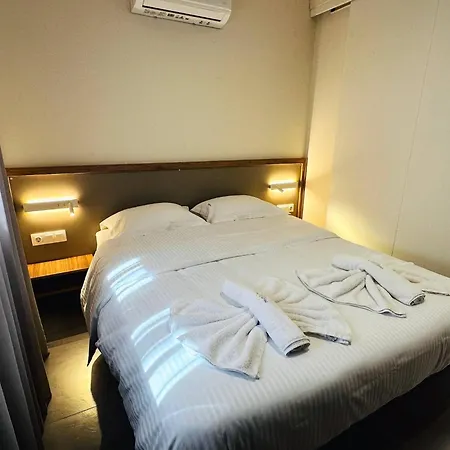 Matina At The Heart Of Old Town 1bd, Sleeps 4 *