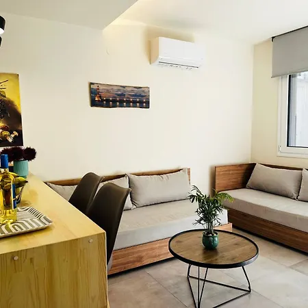 Matina At The Heart Of Old Town 1bd, Sleeps 4 Διαμέρισμα *